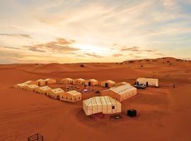 Sahara Berber Camp: Zagora şehrinde bir çadırlı kamp alanı