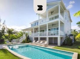 Coastal Bliss by Brightwild-Pool, Parking, Dock!, pet-friendly hotel in Key West