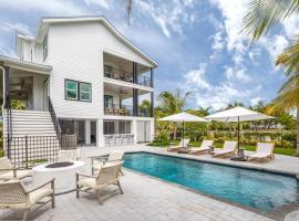 New The Windrose House by Brightwild - Pool & Pets, basseiniga hotell Key Westis