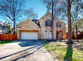 The Woodlands Retreat, cottage in The Woodlands