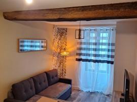 logement T2 neuf - centre-ville, hotel em Parthenay