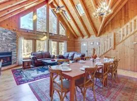 Blakeslee Cabin with Spacious Deck and Private Hot Tub