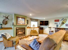 Lakefront Minnesota Home with Deck, Dock and Fire Pit, hotell sihtkohas Park Rapids