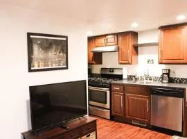 1 Bed Apt - Amazing Location 1 Block to Carson St