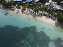 Caribbean Nest, West End, Roatan