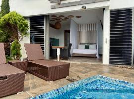 Suite by the Pool, apartment in Faaa