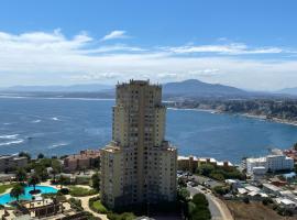 Gran Vista al Mar Moderno Depto Costa Montemar, apartamento em Concón