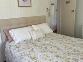 Noosa Hinterland Escape, B&B in Black Mountain