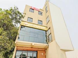 OYO Hotel pearl, hotel u gradu 'Bhind'