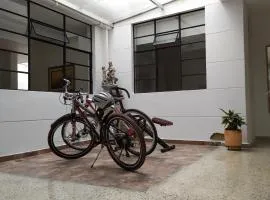 Casa en Laureles Ideal para Familias