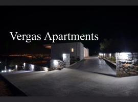 Verga's Apartments, hotell i Kalamáta