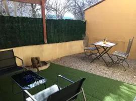 Appartement climatisé 1 à 4 personnes avec belle terrasse