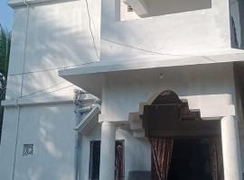 Shruti Guest House, guest house in Dublāt