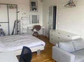 Studio apartment in Copenhagen., מלון עם חניה בקופנהגן