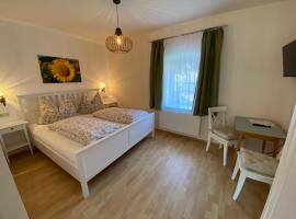 Frühstückspension Haus Ebersdorf, hotel v destinaci Leiben
