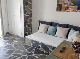 Apartment LUNA, ξενοδοχείο σε Búrbuli
