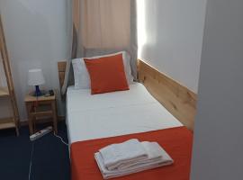 Al-Xelb guesthouse, hotel en Silves