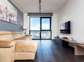 Free Parking in Luxury Suite with City View - Steps to Brignole Train Station