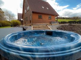 Large Newly Refurbished Lakeside Chalet With Optional Hot Tub & Boat Hire, hotel near Moybolgue Church, Duneena