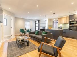 Bond House by Celador Apartments, hotel near Oracle Shopping Centre, Reading