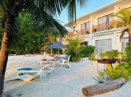 The Sunset Villa, hotell i Dhiffushi