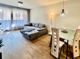 Luxury Apartment in Prague and FREE Parking, appartement in Praag