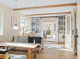 3 Bedroom Amazing Home In Samsø