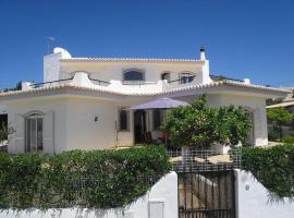 Casa Limão, hotel in Portimão