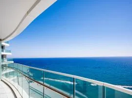 Del Mar Beachfront 3 Bedroom 'C' Residence