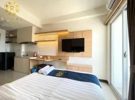 Royal Suites Studio 17th Floor - Citra Plaza Nagoya Apartment