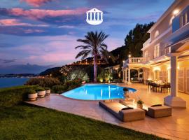 Villa Monaco - Luxury Living with Bentley, Staff and Heated Pool, hotell i Cap d'Ail