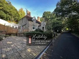 2 Apse Castle Cottages