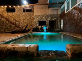 Termales la Montaña - Hot Springs、Ahuachapánのアパートメント