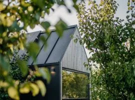 AIVA Glamping