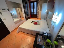 Cefal&ugrave; Cozy Flat