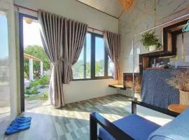 Mơ Homestay Kê Gà (Mer Bleue Homestay)