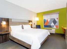 Holiday Inn Express & Suites Jacksonville - Atlantic Beach by IHG, hotel near Craig Municipal - CRG, Jacksonville