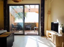 Argan Oasis Studio, Poolside Retreat near Taghazout