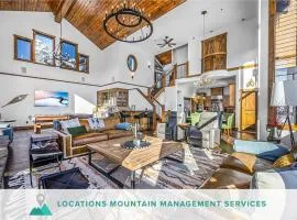 Inuksuk Lodge - 4800 sq ft of Big White Excellence!