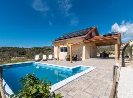 Holiday house OLIVE LAND