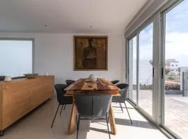 House near the beach w sea view, jaca