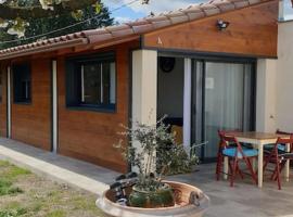 Gite Le 312, hotel i Bagard