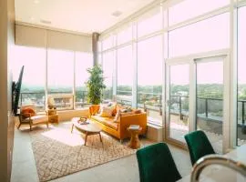 NEW Luxury 2BR Penthouse Apt In Central Halifax