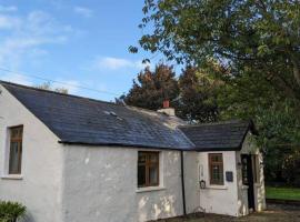 Molly's Cottage, hotel u gradu Larne