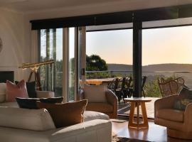 Queensberry Hill View- luxury group retreat, hotel i Daylesford