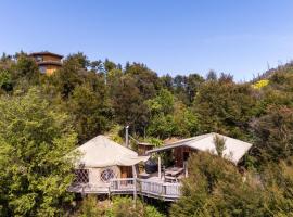 Yurt retreat, atostogų namelis mieste Pangatotara