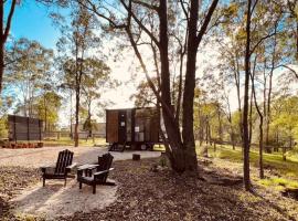 Kawal Tiny House, מלון בוולומבי