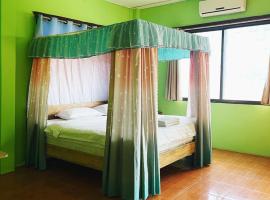 sokxay guerthouse, hostal o pensió a Vang Vieng