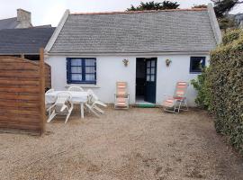Petite maison de plain-pied à 150m de la mer à TREGASTEL - Réf 78, rumah liburan di Tregastel