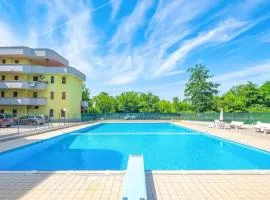 La Dolce Vita - Apartment with shared pool and large terrace